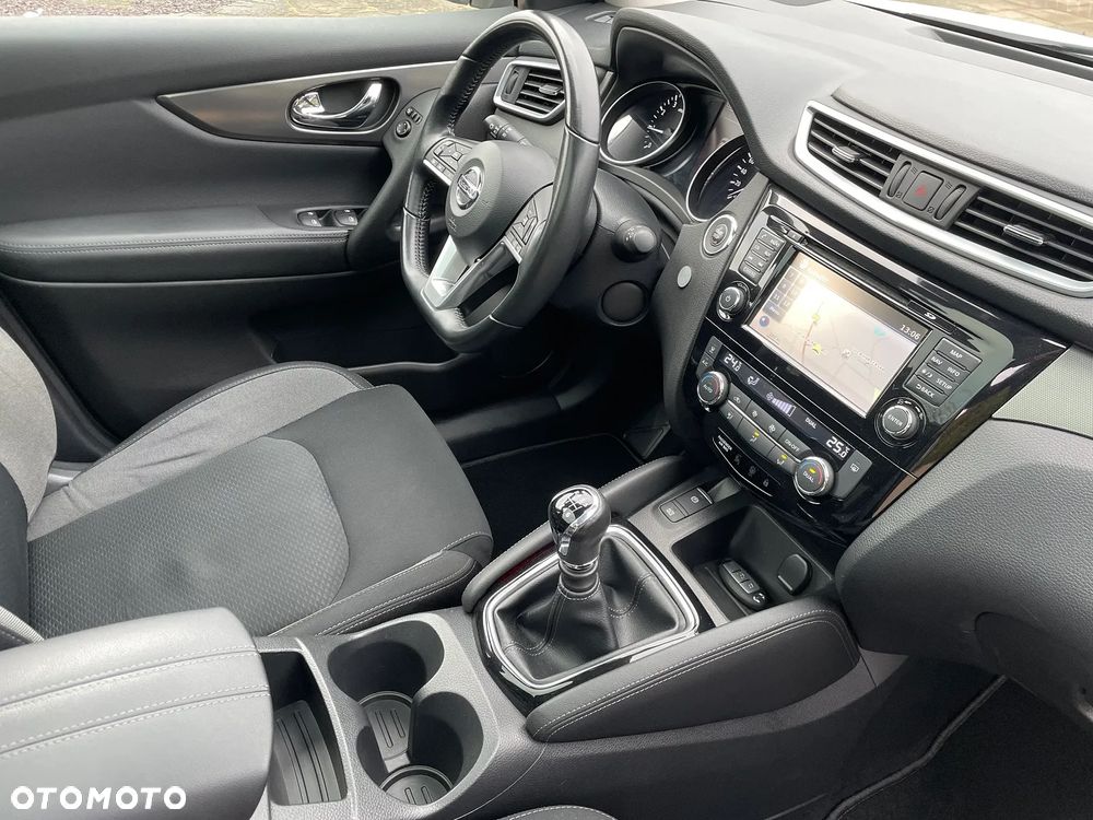 Nissan Qashqai 1.3 DIG-T Tekna+ - 17