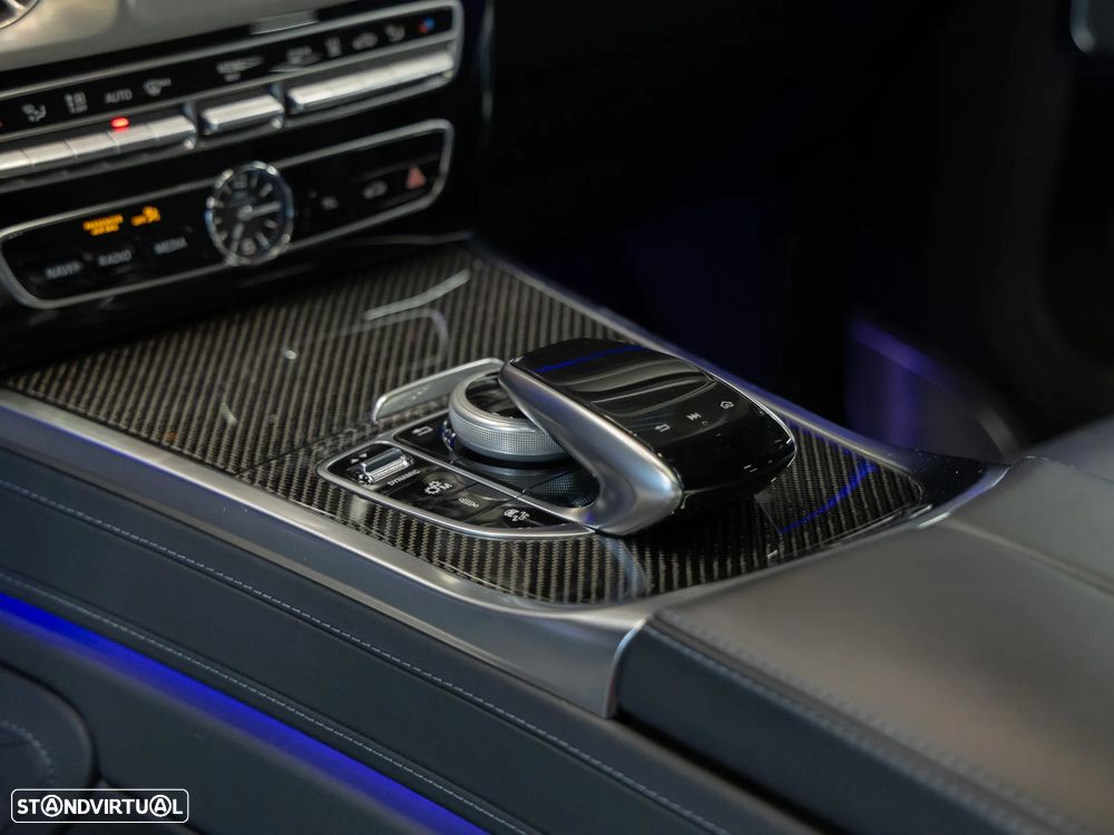 Mercedes-Benz G 63 AMG Speedshift 9G-TRONIC - 21