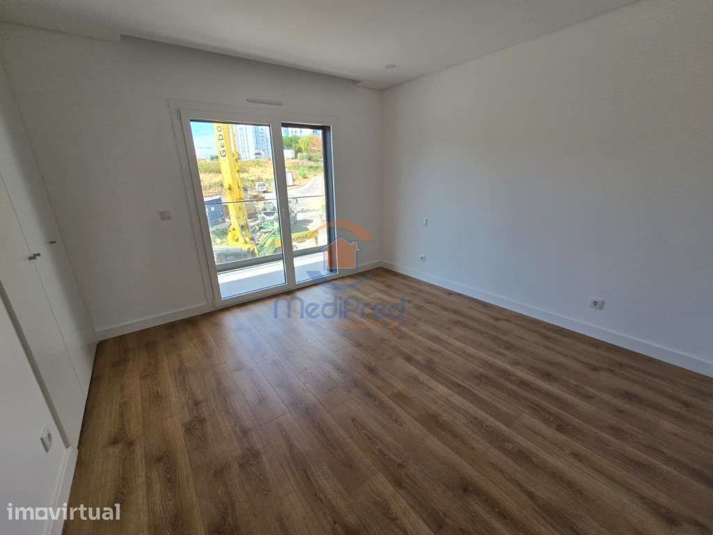 Apartamento T3 c/ Parqueamento | Paradela, Santo António dos Cavale... - Grande imagem: 4/14