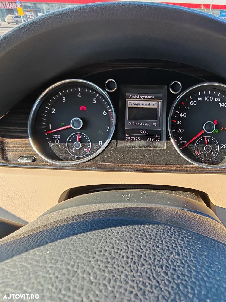 Volkswagen Passat CC 3.6 FSI DSG - 32