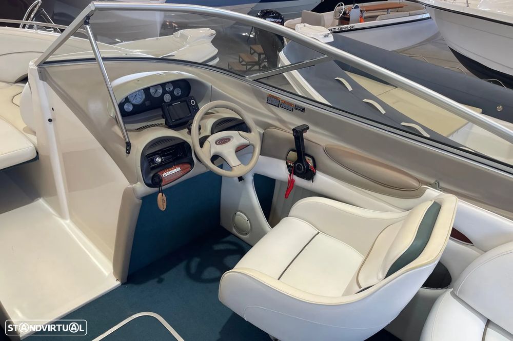 Bayliner CAPRI 2350 - 13