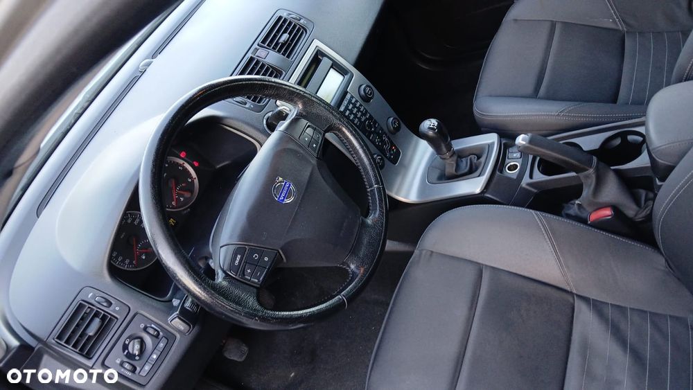 Volvo S40 1.6D - 9