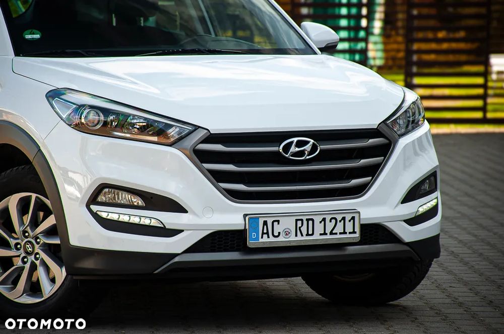 Hyundai Tucson blue 1.6 GDi 2WD Navi - 21