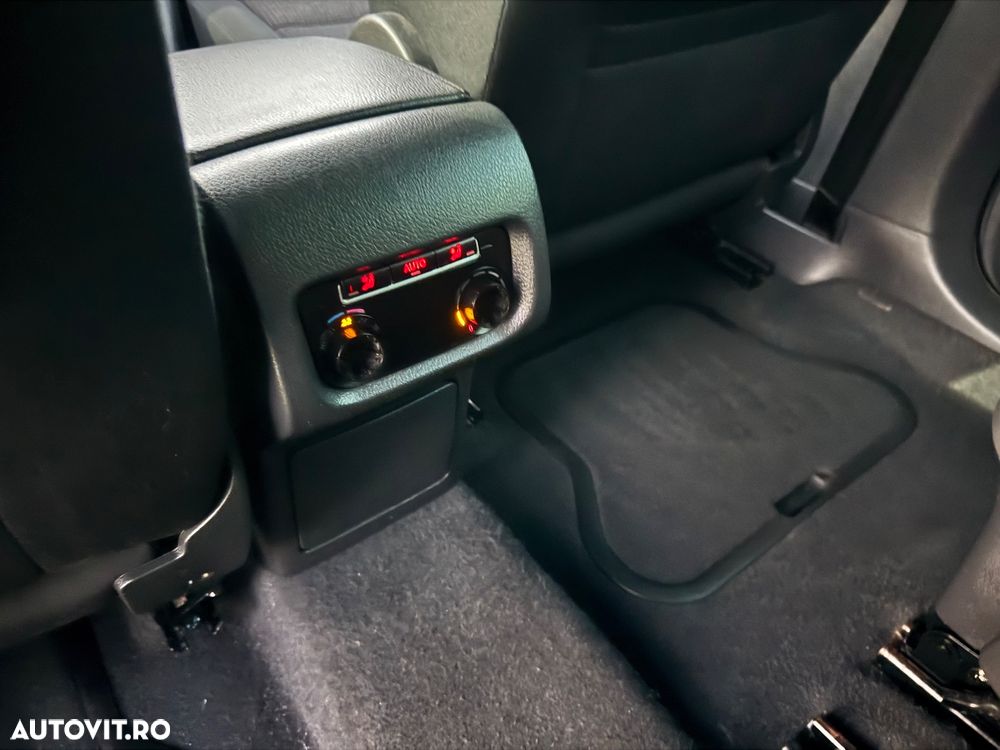 Volkswagen Sharan 2.0 TDI BlueMotion Technology Comfortline - 8