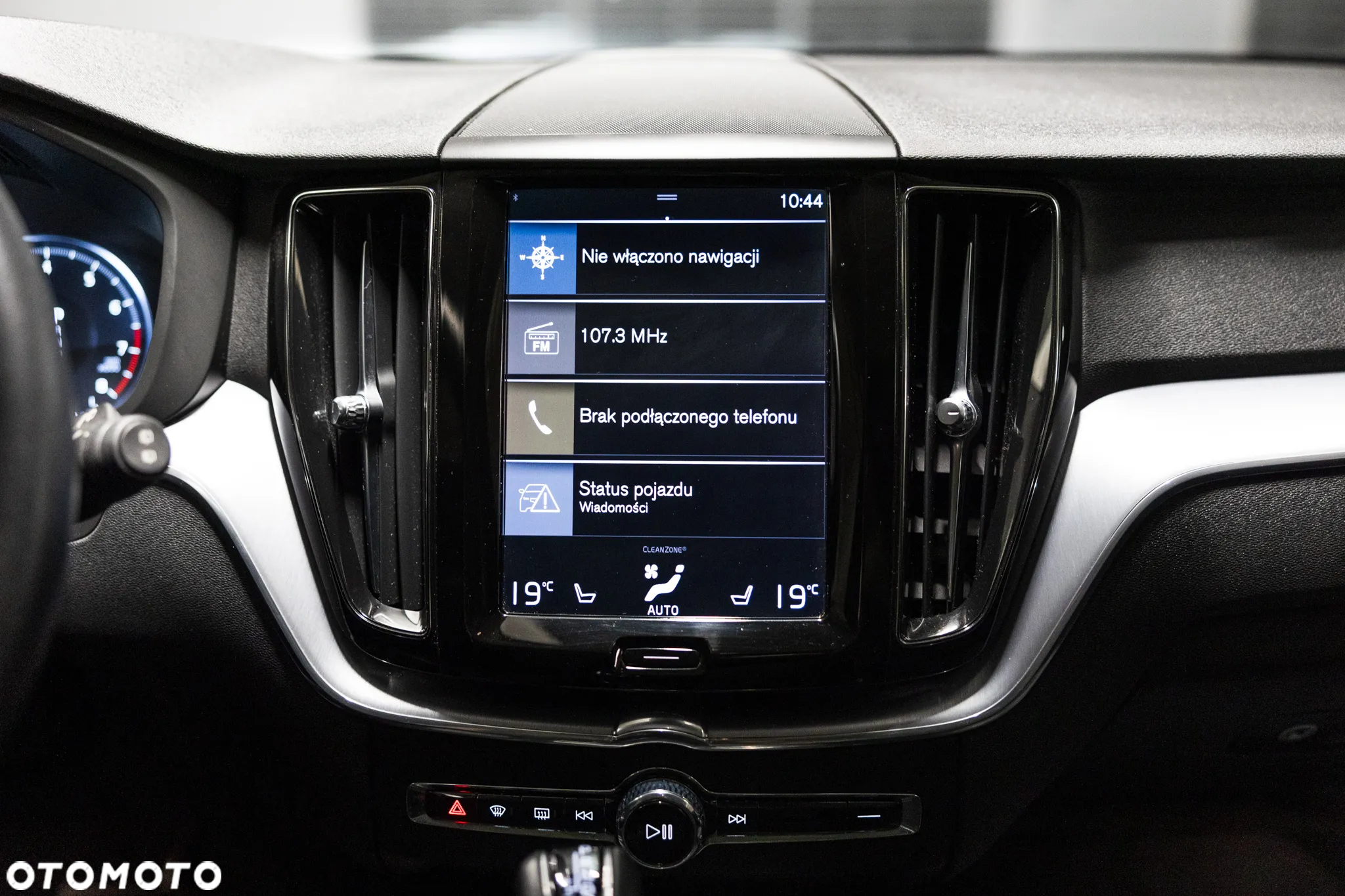 Volvo XC 60 B5 B AWD Ultimate Black Edition - 19