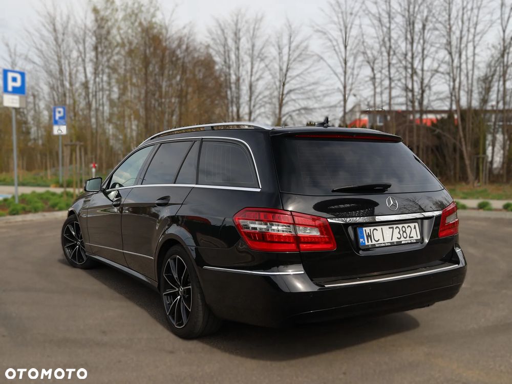 Mercedes-Benz Klasa E 220 CDI BlueEff Avantgarde - 13