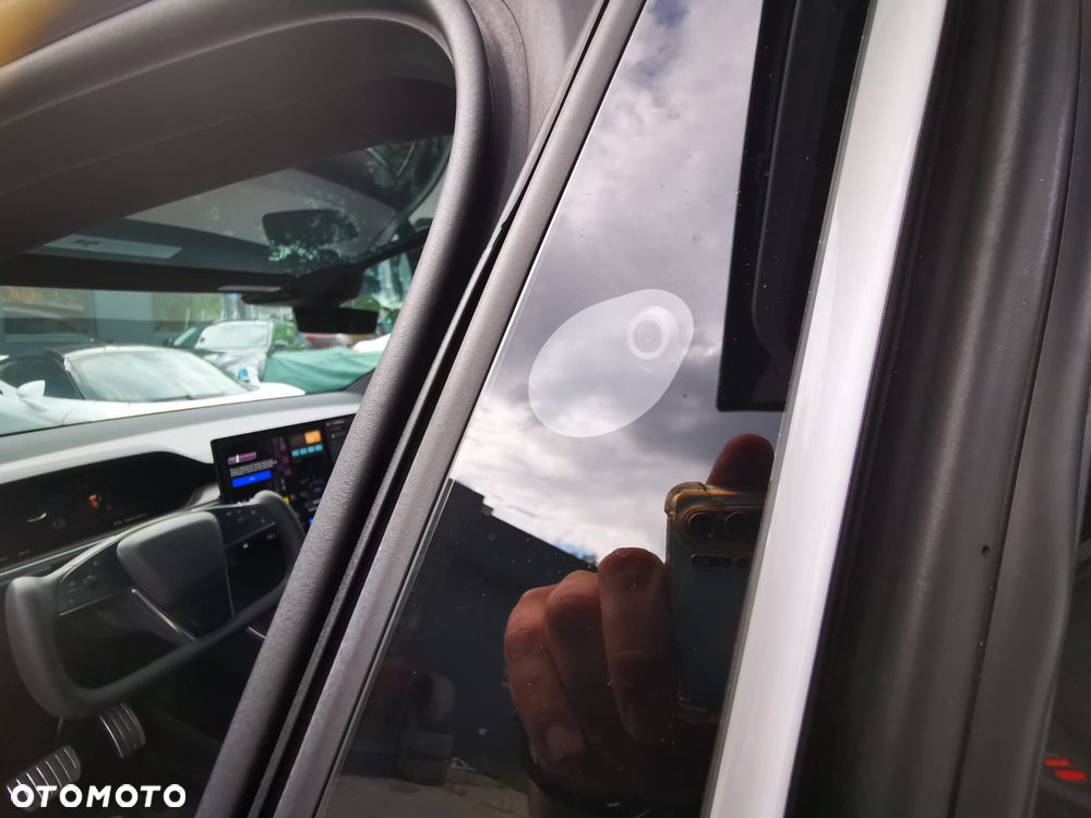 Tesla Model X Long Range - 26