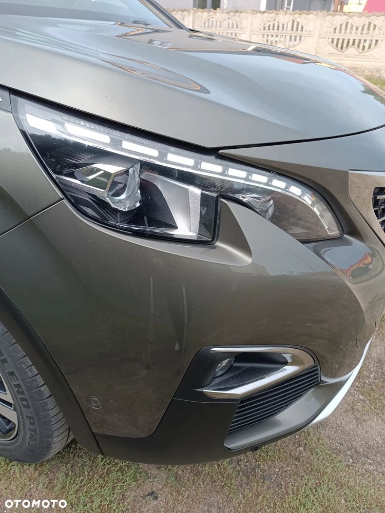 Peugeot 5008 BlueHDI 130 Allure Business-Paket - 24