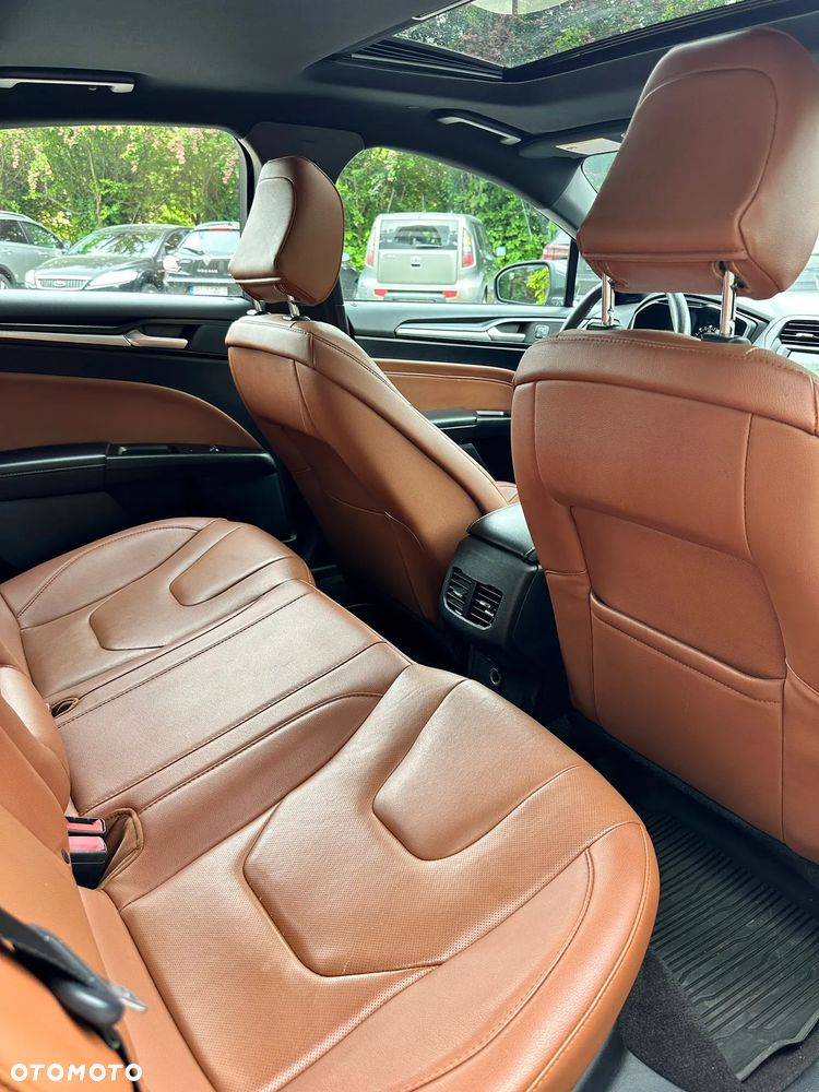 Ford Mondeo 2.0 Hybrid Titanium GPF - 20