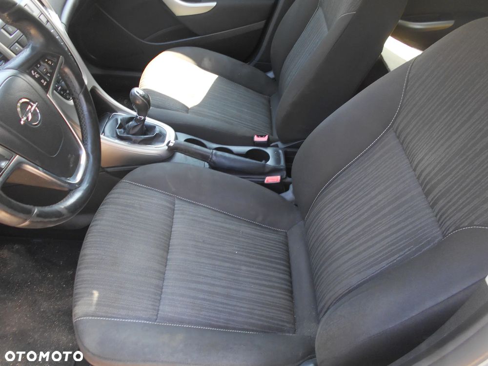 OPEL ASTRA J SPORT TOURER KOMBI KOD LAKIERU Z176 92KW-125KM  SILNIK SKRZYNIA BIEGOW MANUALNA 6 BIEGOWA MASKA LAMPA LUSTERKO PAS PRZEDNI BLOTNIK ZAWIESZENIE  ZDERZAK PRZOD SPRYSK SPRISKIWACZ LAMP SOCZEWKA CZESCI - 24