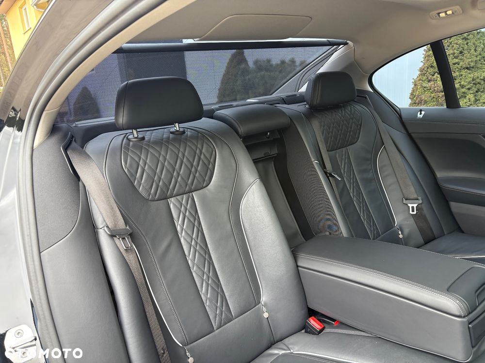 BMW Seria 7 750Li Edition Exclusive - 21