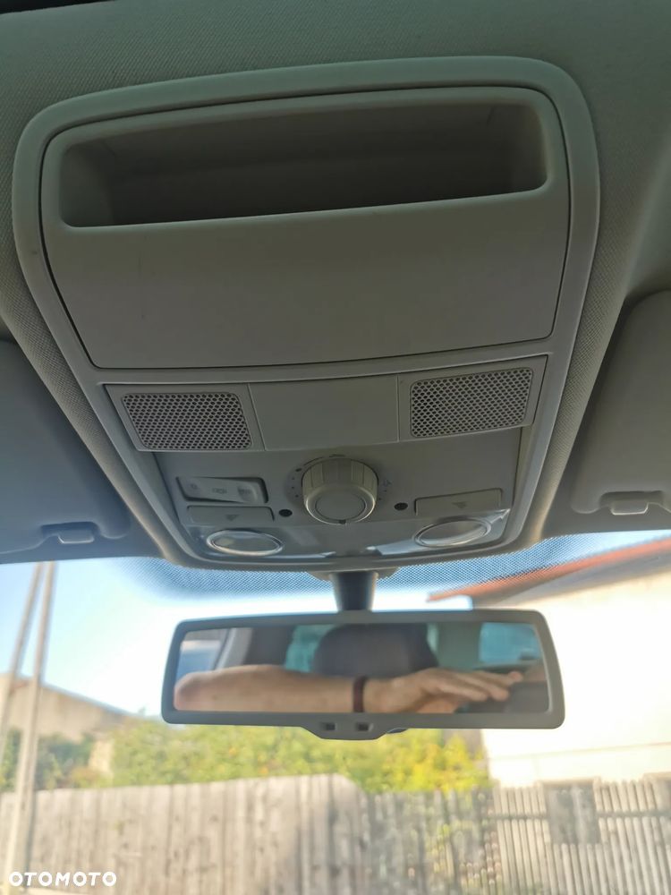 Volkswagen Golf Plus - 26