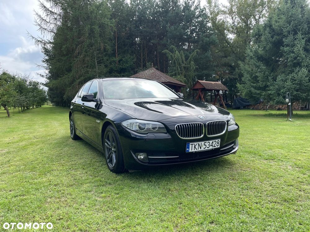 BMW Seria 5 523i - 2