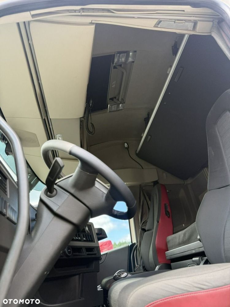 Volvo FH 460 E6 Standard Globetrotter 2017r - 19