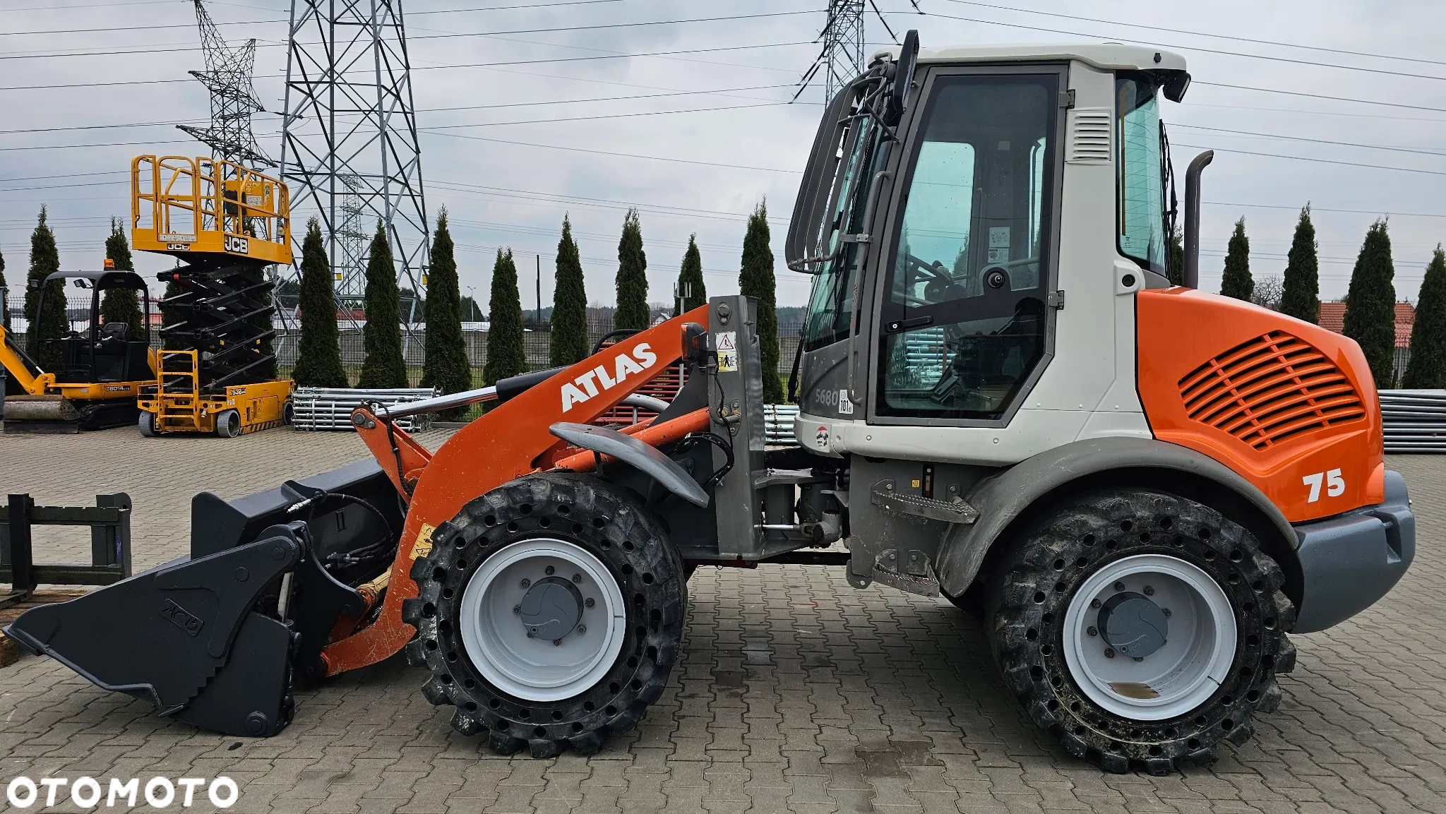 Atlas AR 75 / 2012 rok - 6