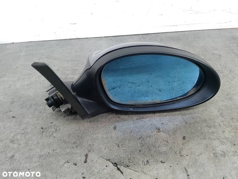 LUSTERKO PRAWE BMW 1 E81 7164601 A22 - 6