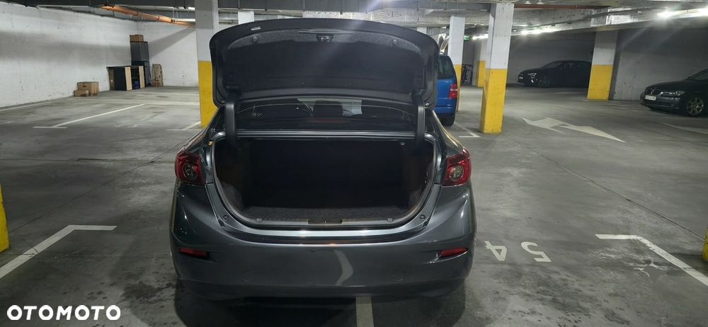 Mazda 3 - 9