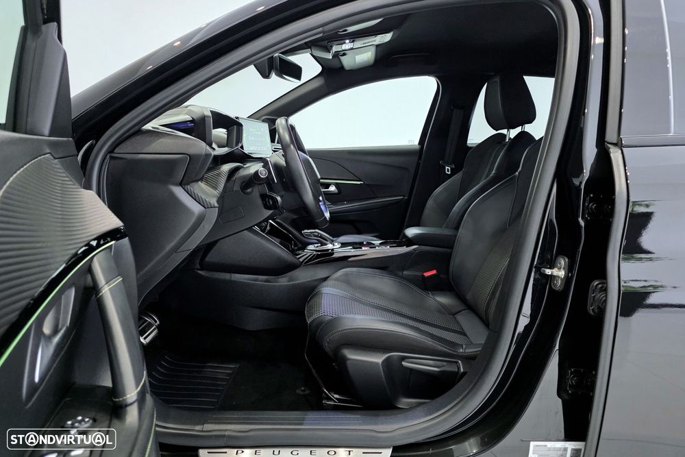 Peugeot 208 1.2 PureTech GT Line EAT8 - 8