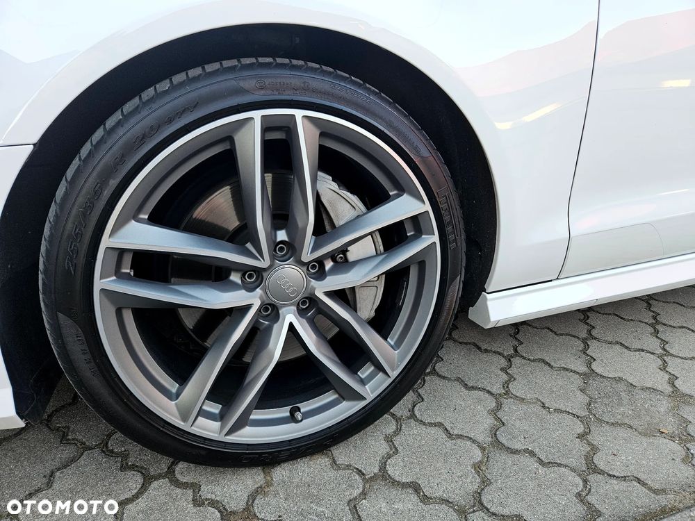 Audi A6 - 24