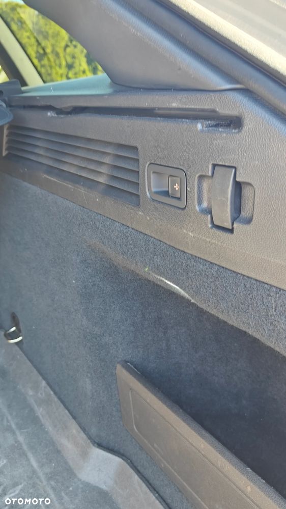 Volkswagen Arteon 2.0 TDI SCR 4Motion DSG R-Line - 14