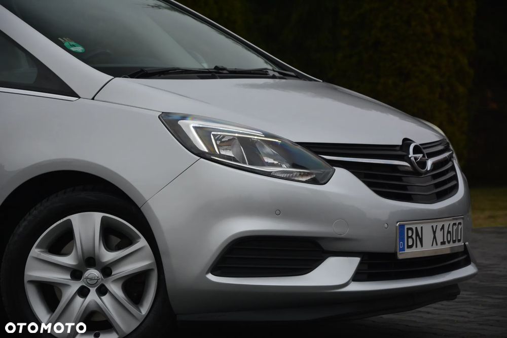 Opel Zafira 2.0 D Automatik 130 kW Edition - 12