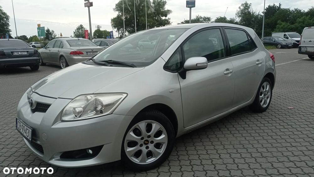 Toyota Auris 1.6 VVT-i Premium MM - 24