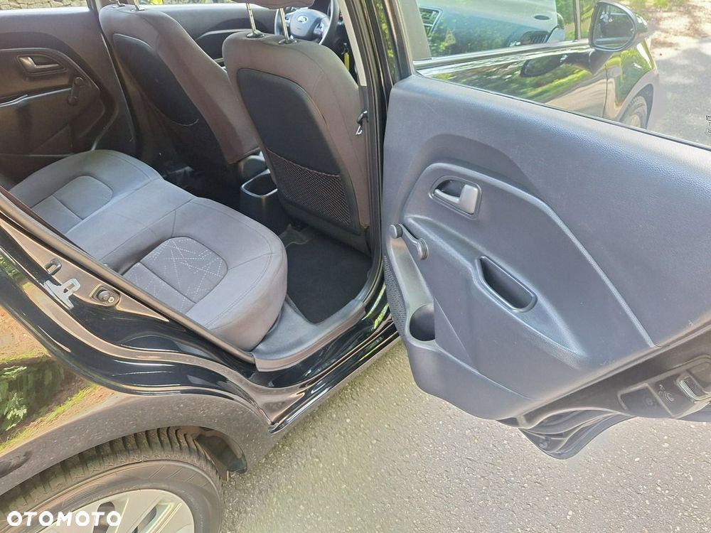 Kia Rio 1.4 Edition 7 - 18