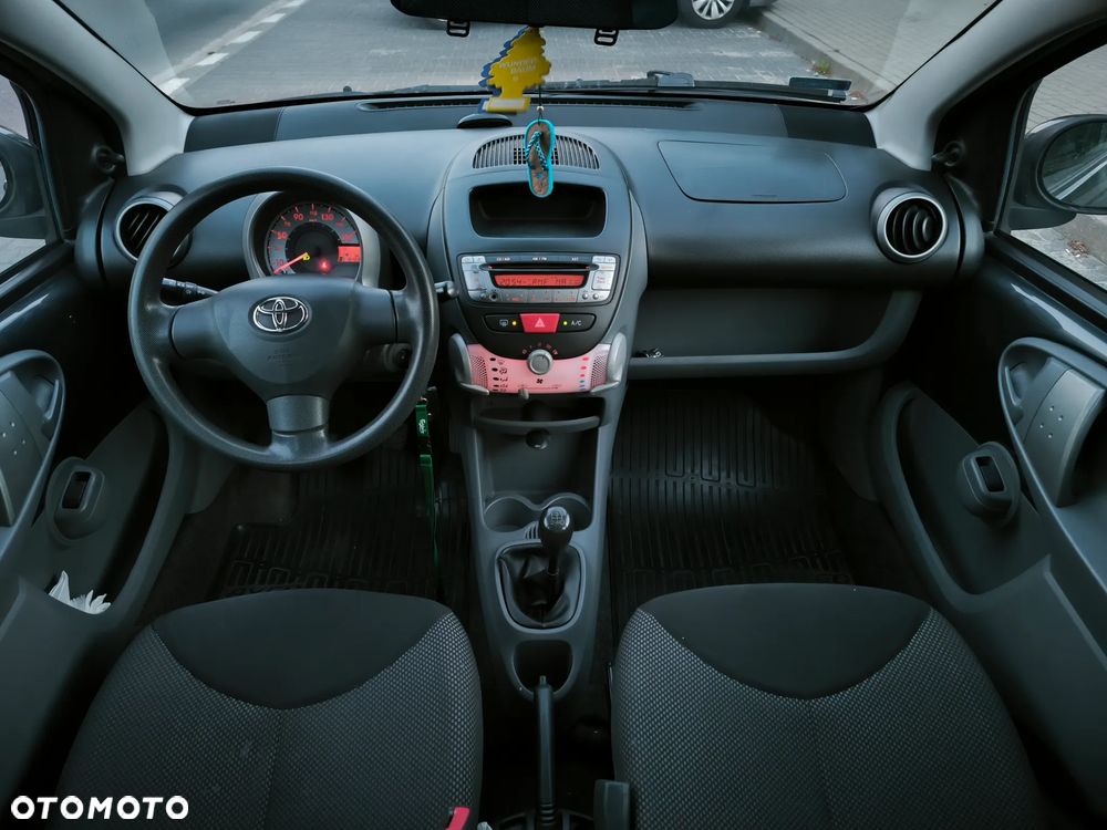 Toyota Aygo - 5