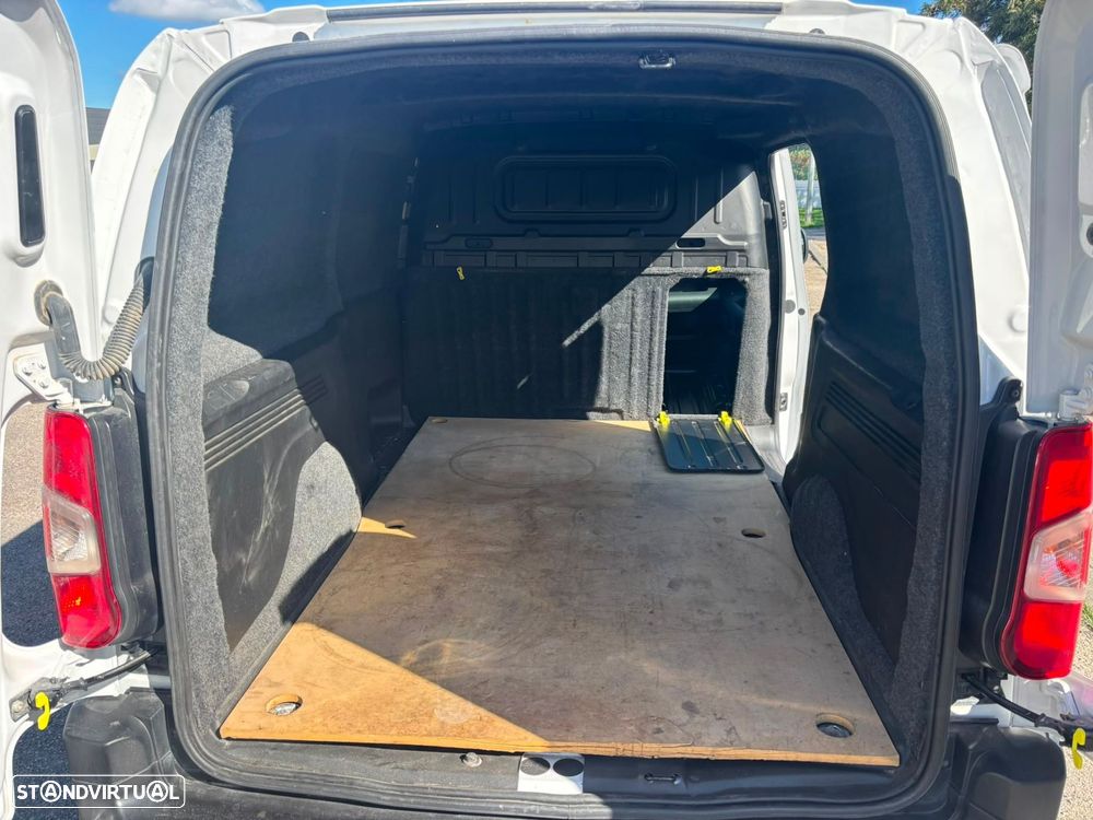 Opel Combo 1.5 CDTi 102cv L2 H1 ENJOY - AC - IVA DEDUTÍVEL - 15