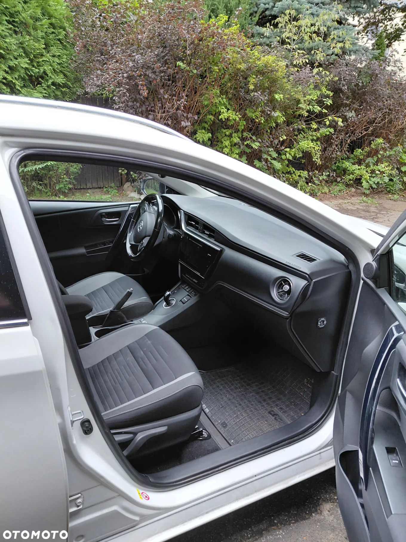 Toyota Auris Hybrid 135 Comfort - 3