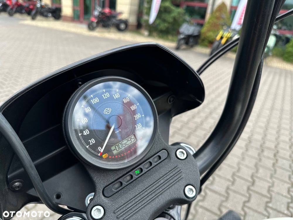 Harley-Davidson Sportster - 17