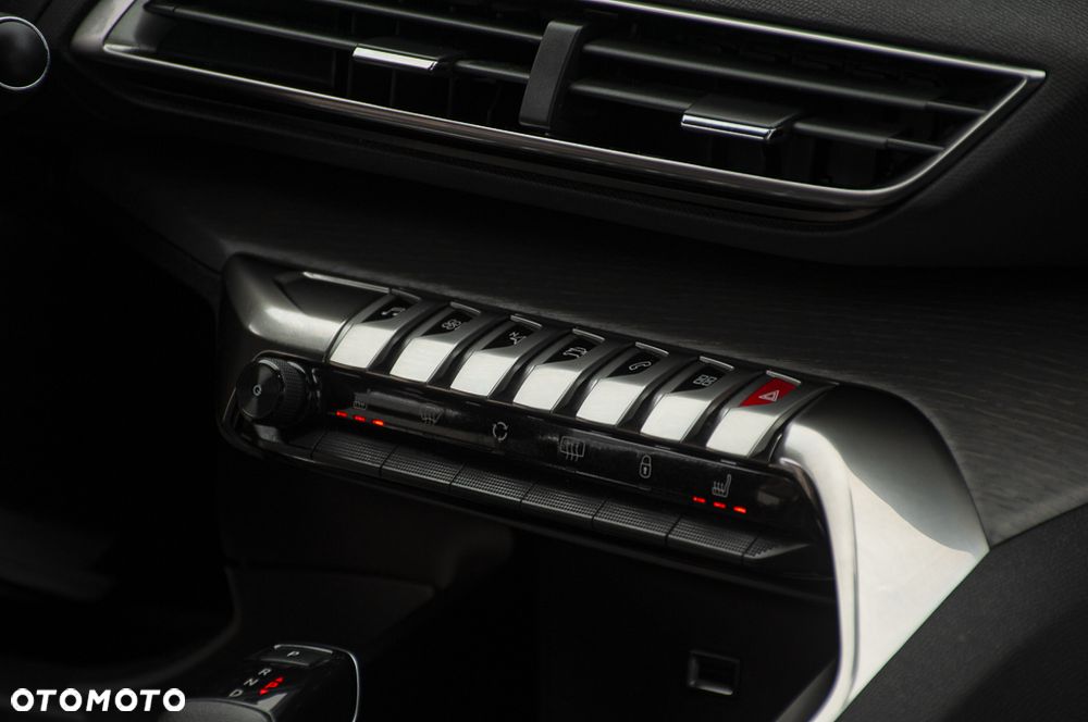 Peugeot 3008 2.0 BlueHDi GT S&S EAT8 - 20