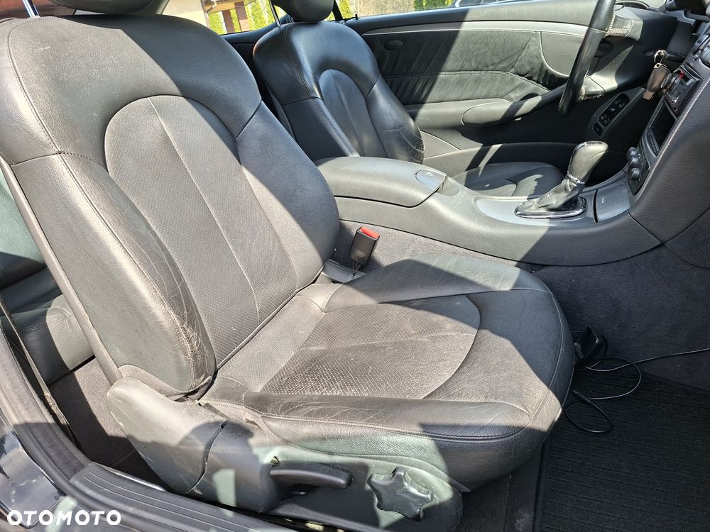 Mercedes-Benz CLK - 14