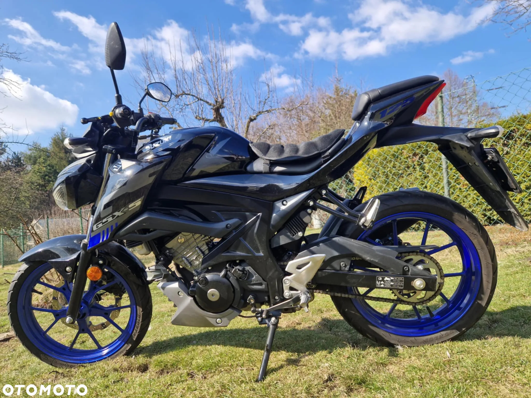 Suzuki GSX - 3