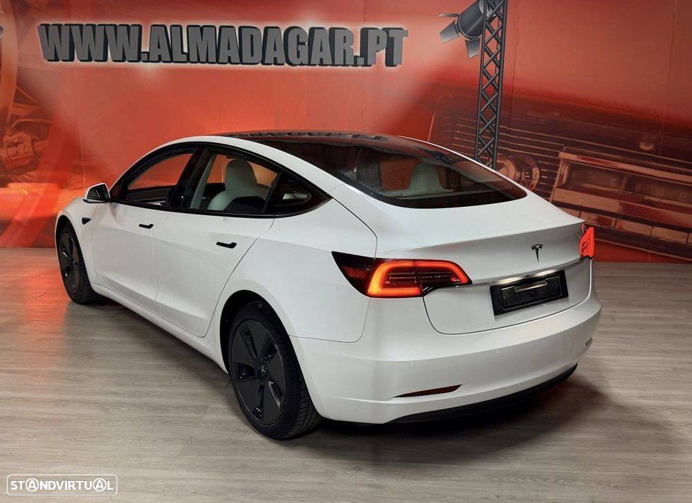 Tesla Model 3 Tração Traseira - 4