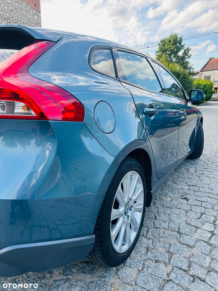 Volvo V40 D2 Kinetic - 11