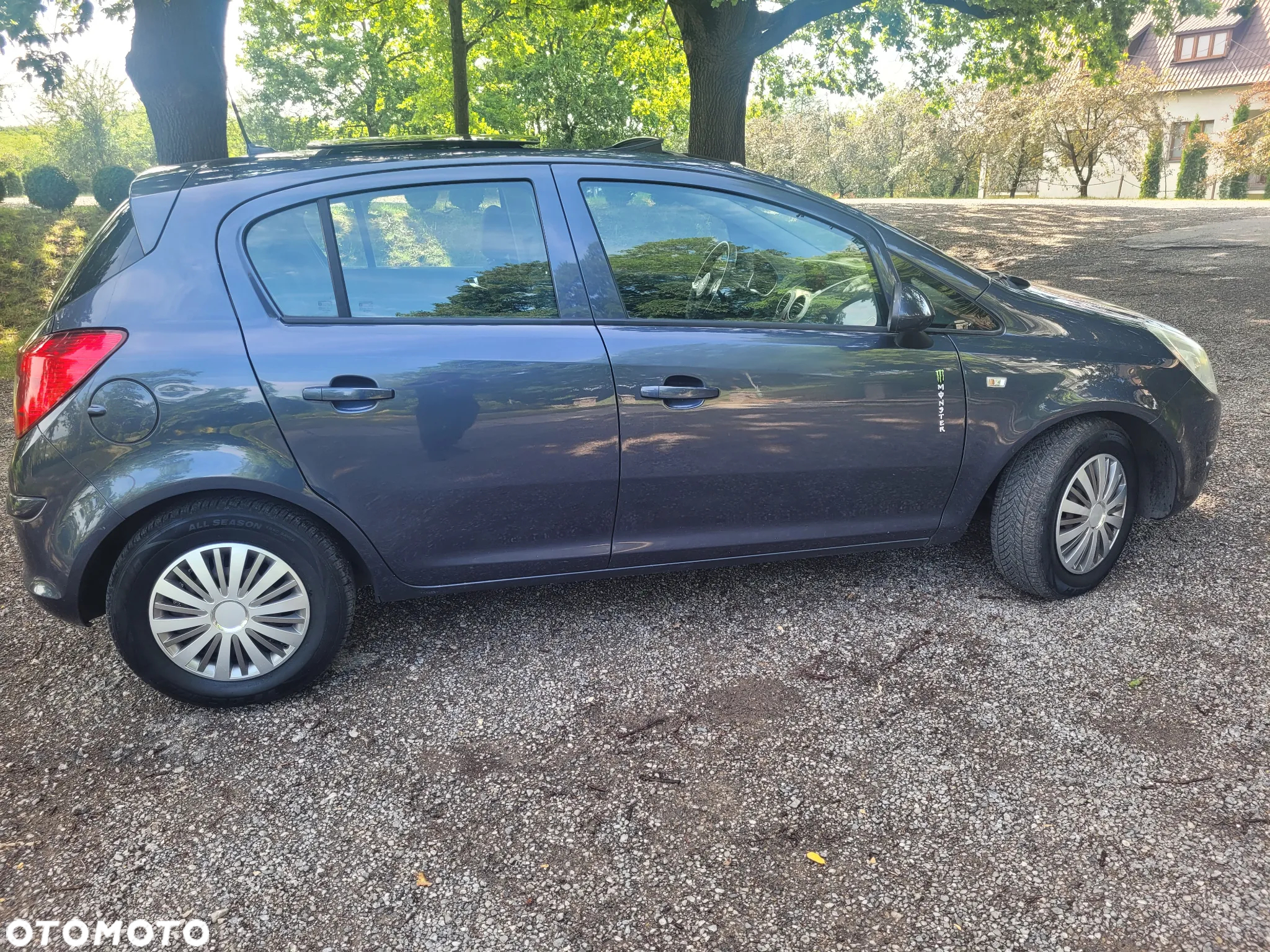 Opel Corsa 1.2 16V Cosmo - 28