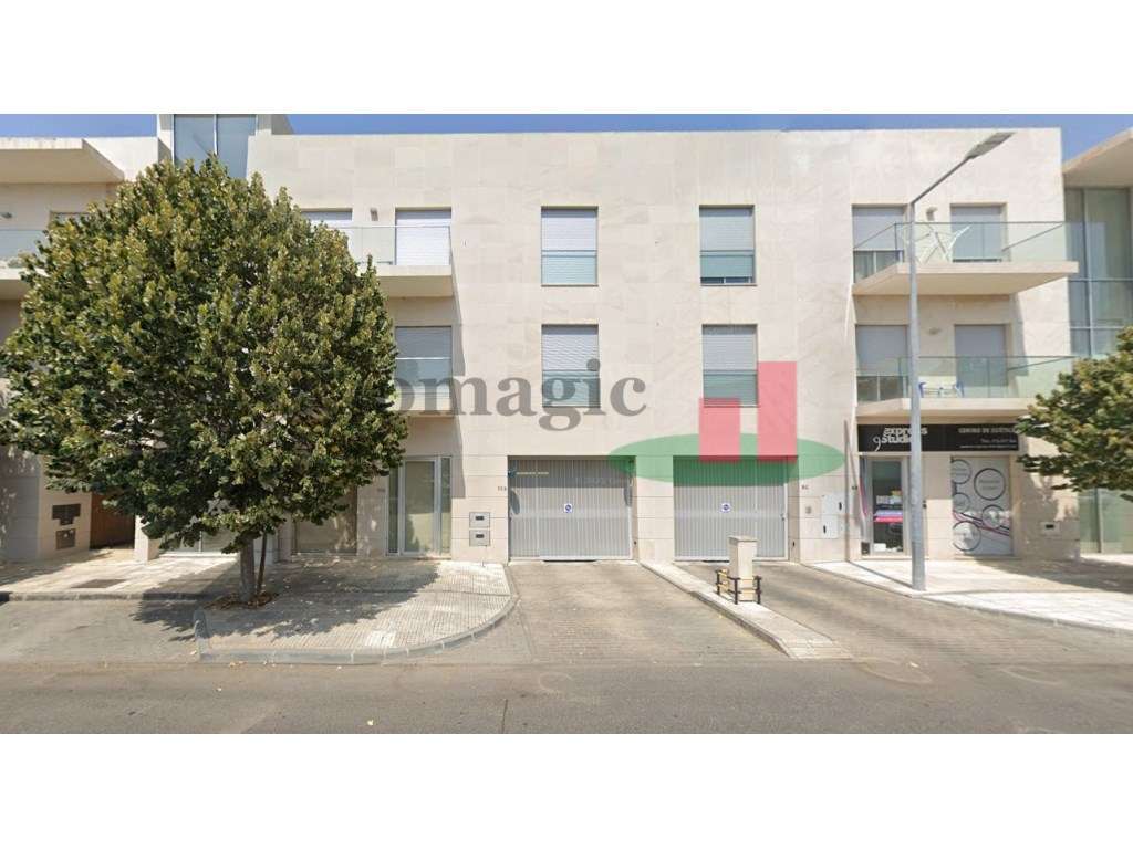 Lugar de Garagem - Santarém ***RIOMAGIC*** - Grande imagem: 5/7