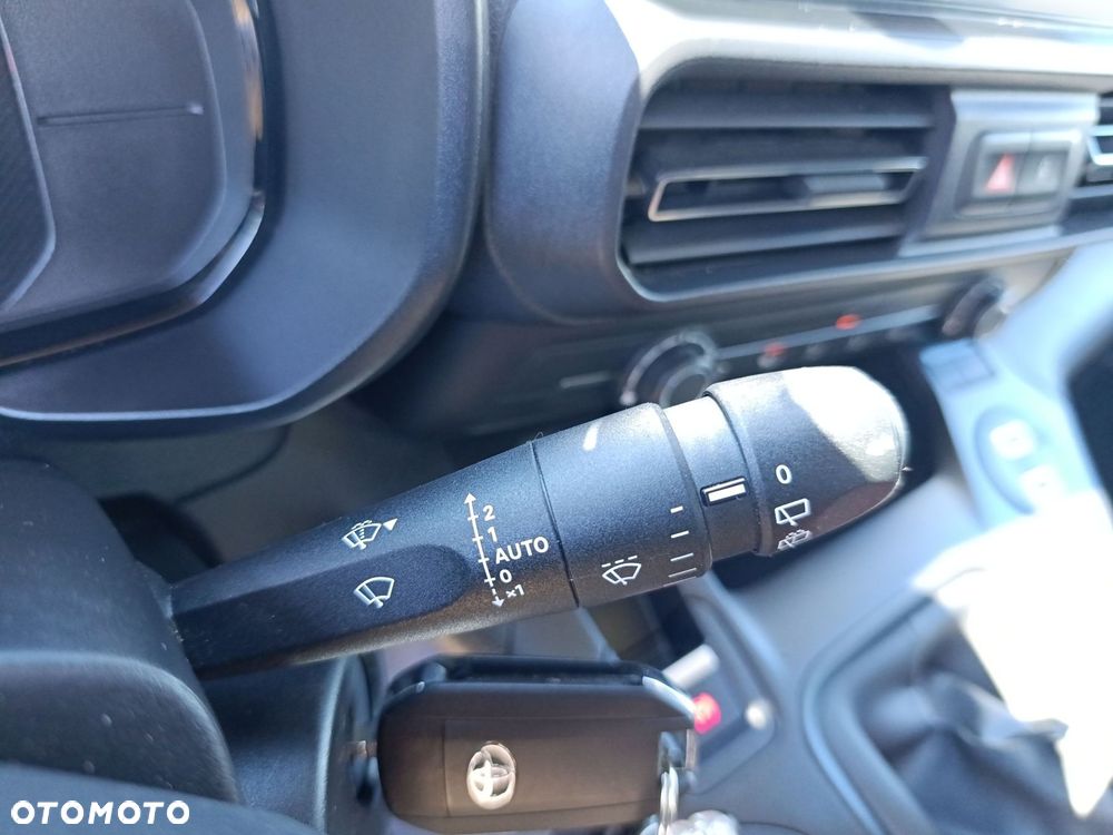 Toyota Proace City Verso 1.5 D-4D Business - 24