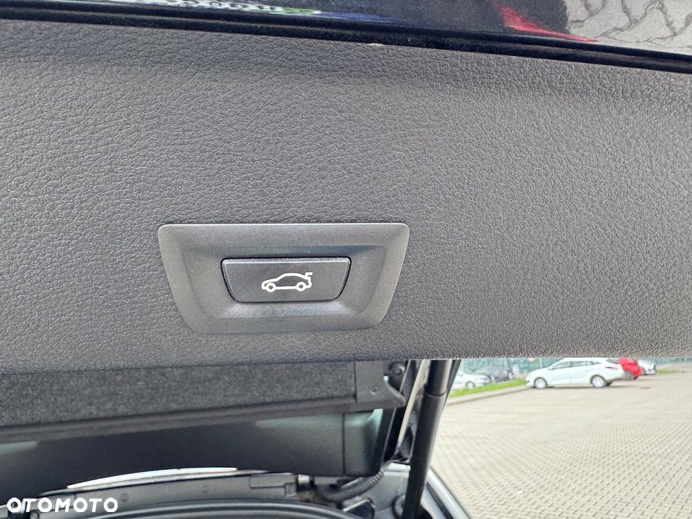 BMW X4 xDrive28i Edycja M Sport - 37