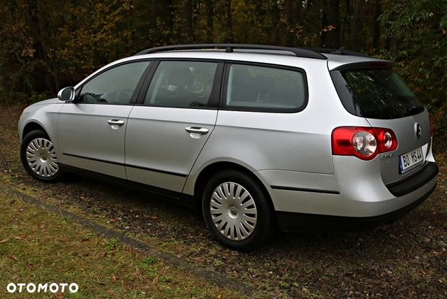 Volkswagen Passat 2.0 TDI Comfortline - 16