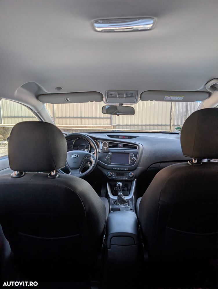 Kia Ceed 1.4 CVVT Dream Team Edition - 25