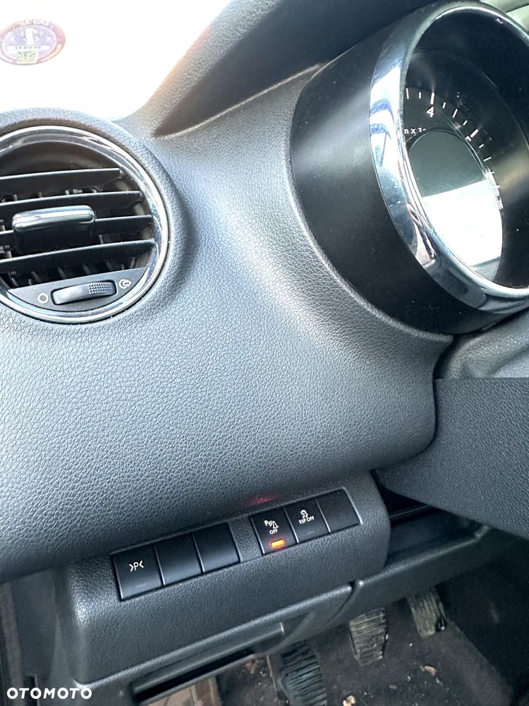 Peugeot 5008 1.6 THP Business Line 7os - 8