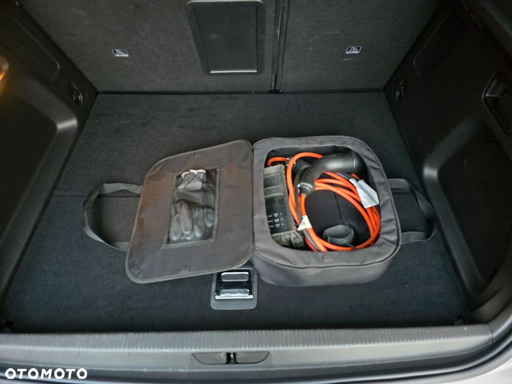 Opel Grandland X Plug-in-Hybrid4 1.6 DI Start/Stop Ultimate - 28