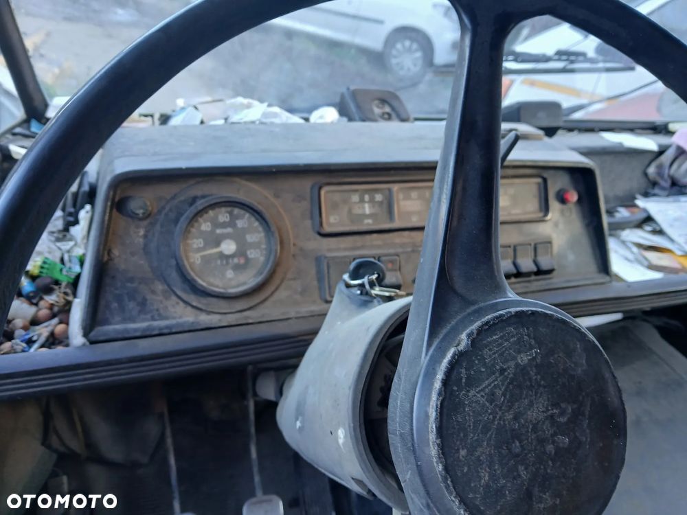 FSC ŻUK A11 fotel fotele kanapa deska kokpit podsufitka boczek boczki klamka podłokietnik licznik - 3