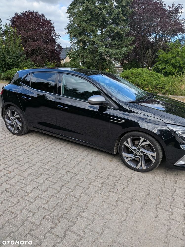 Renault Megane ENERGY TCe 205 EDC GT - 3