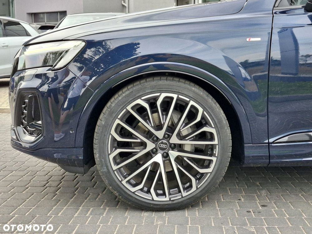 Audi Q7 - 4