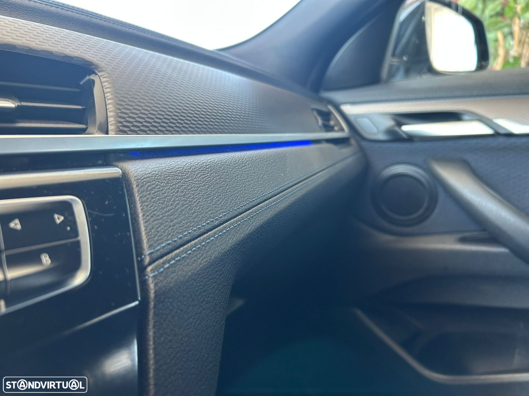 BMW X2 16 d sDrive Auto Pack M - 12