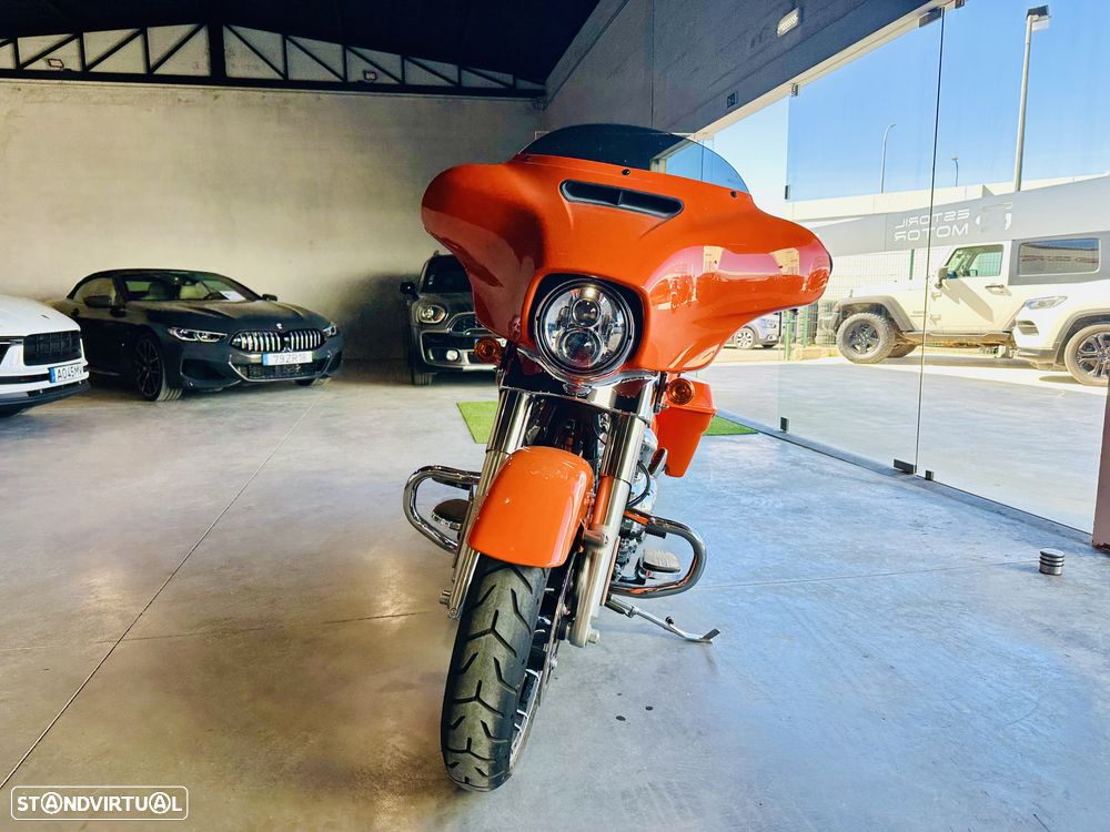 Harley-Davidson FLHXS Street Glide Special - 2