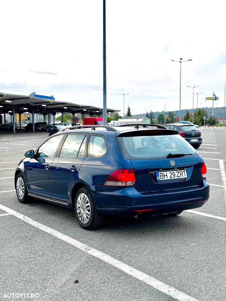 Volkswagen Golf 1.6 TDI DPF Trendline - 4